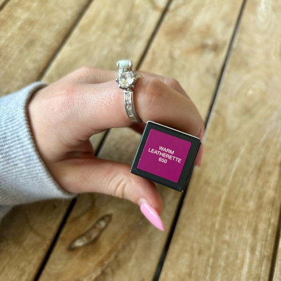 POWERMATTE LIPSTICK - Picture 3 of 11